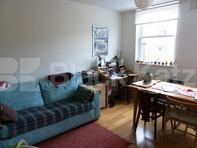			NEW INSTRUCTION!, 1 Bedroom, 1 bath, 1 reception Flat			 Tollington Way, HOLLOWAY